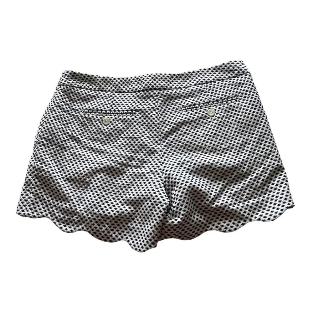 Saint Tropez West Scalloped Hem Shorts Woven White Navy Polka Dot Pattern Size 6